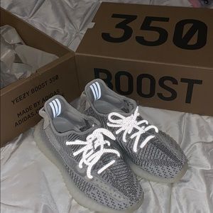 Yeezy boost 350 v2 ‘static non reflective’